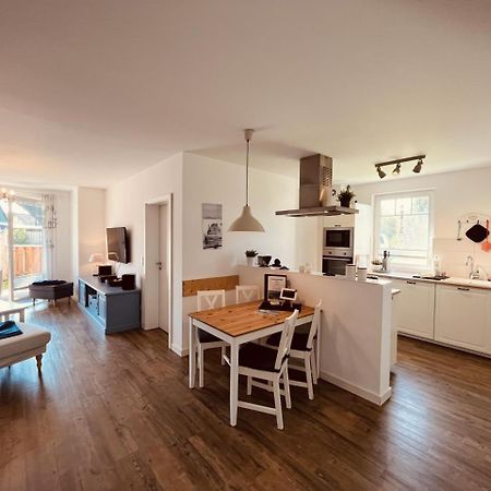 Ferienwohnung Blue In Борн Экстерьер фото