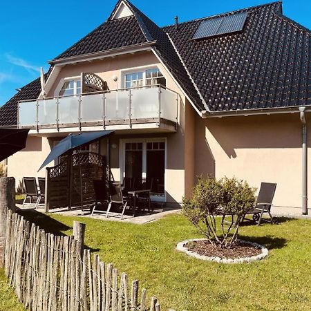 Ferienwohnung Blue In Борн Экстерьер фото