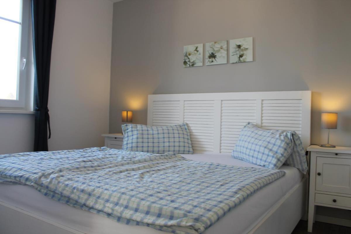 Ferienwohnung Blue In Борн Экстерьер фото