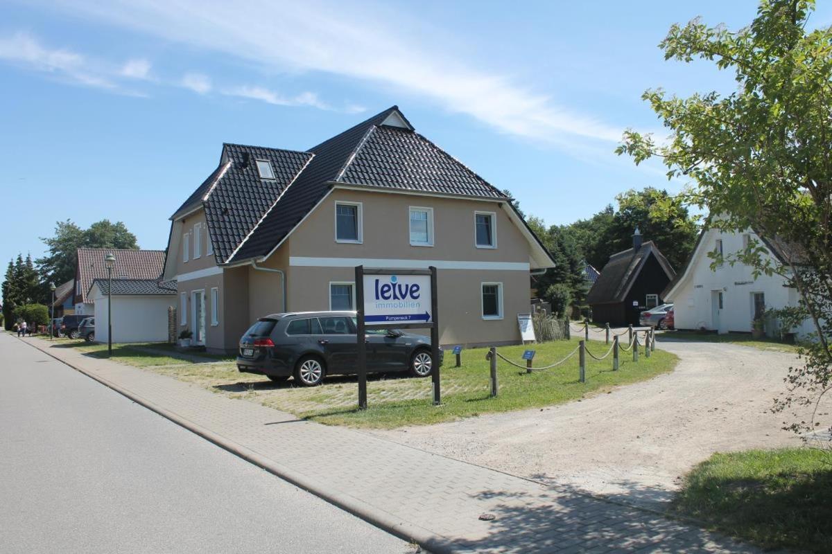 Ferienwohnung Blue In Борн Экстерьер фото